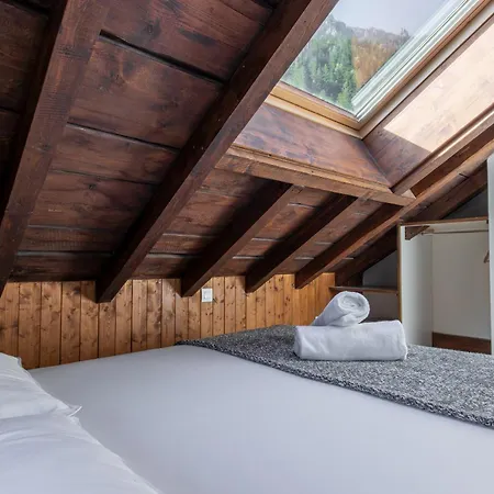 Le Refuge Des Pecles, Avec Vue Mont-blanc シャレー シャモニー