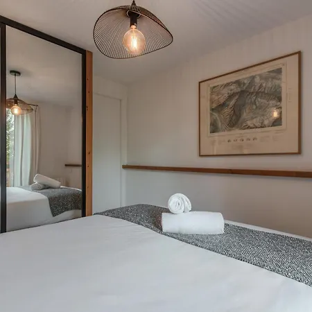 Le Refuge Des Pecles, Avec Vue Mont-blanc シャモニー
